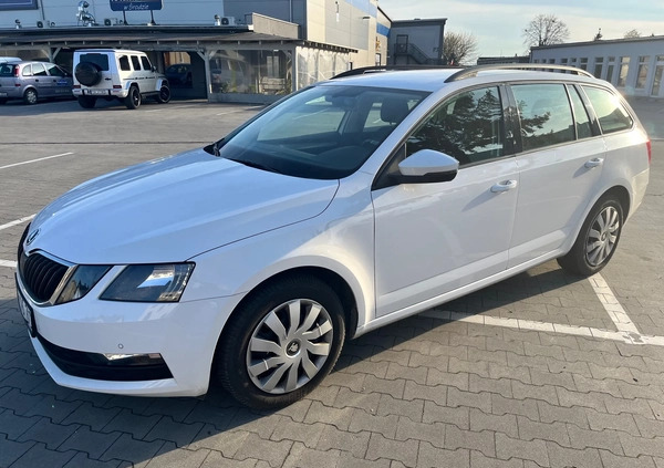 Skoda Octavia cena 54900 przebieg: 111000, rok produkcji 2018 z Kętrzyn małe 29